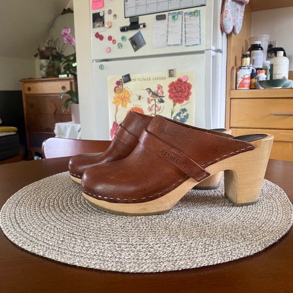 Swedish Hasbeens Congac leather sky high clogs, 39